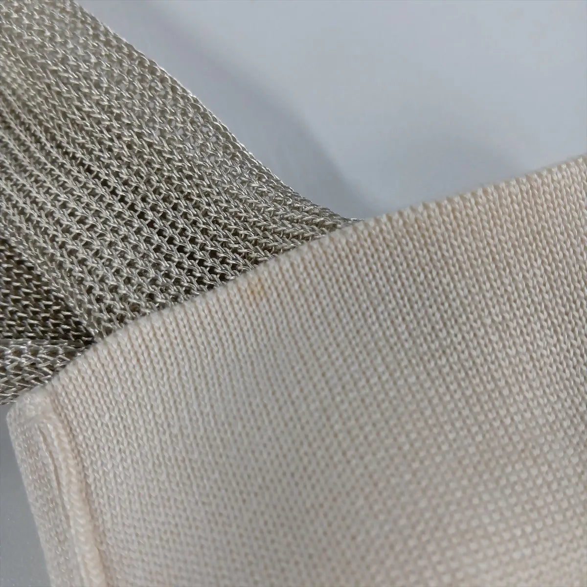 Hermes Rayon Nylon Cardigan Beige — product photo 9