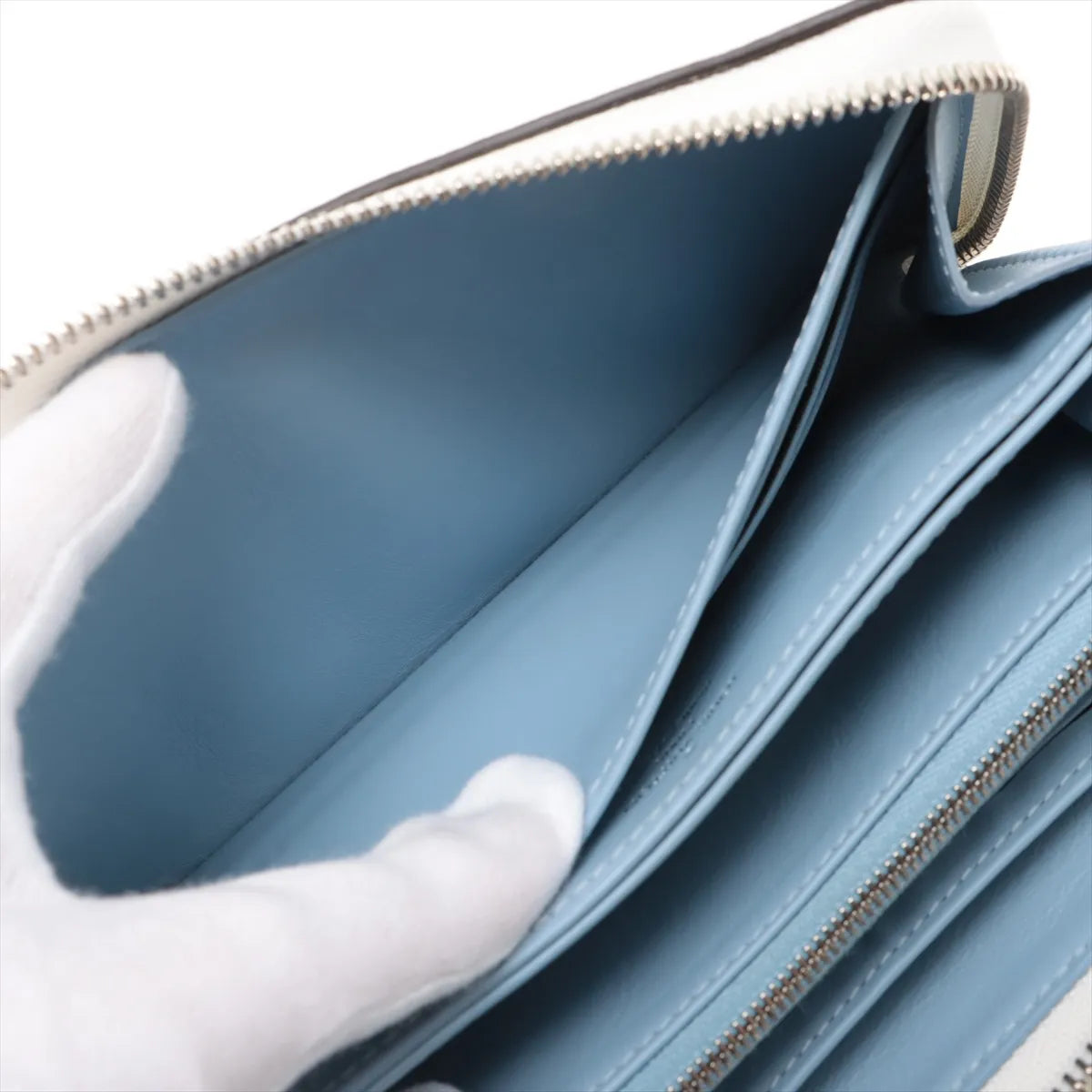 Louis Vuitton Monogram Mahina Zippy Wallet Gradient Blue