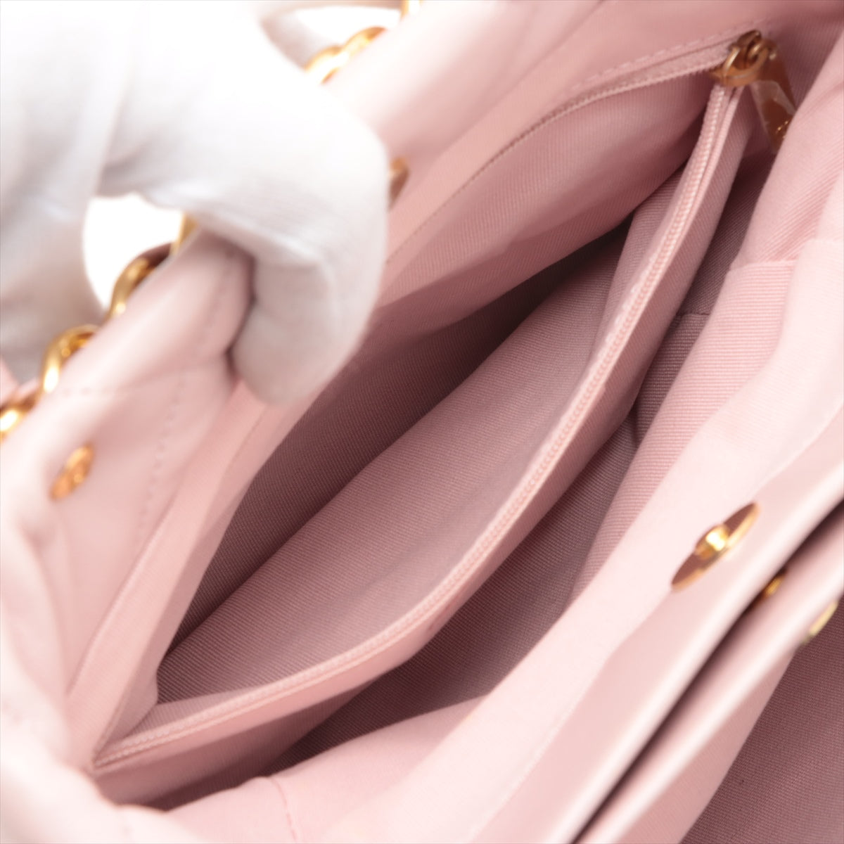 Chanel CC Logo Matelasse Lambskin Chain Shopping Tote Bag Pink