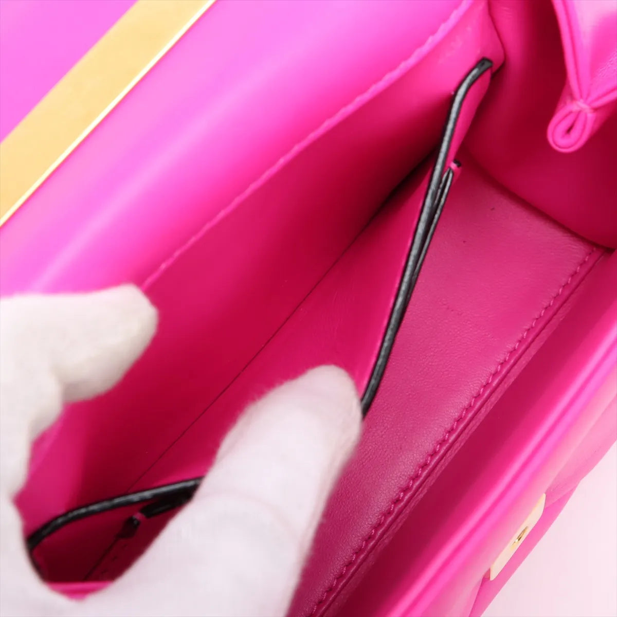 Valentino Garavani One Stud Two-Way Handbag Pink
