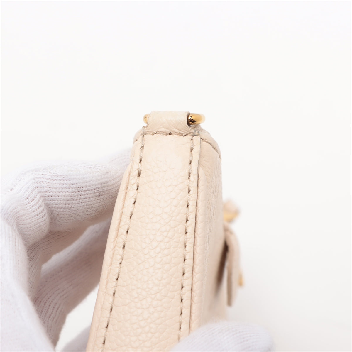 Louis Vuitton Monogram Empreinte Easy Pouch On Strap Creme * PREORDER *
