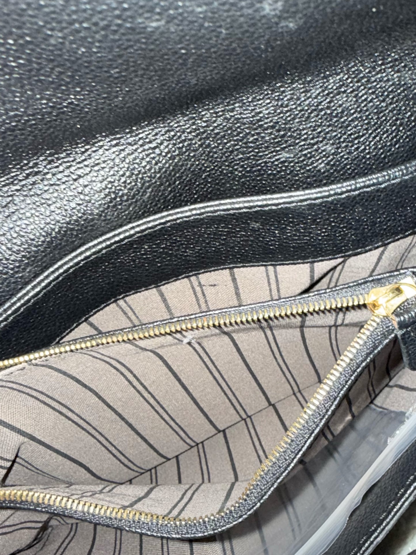 Quality Louis Vuitton Empreinte Fascinante Shoulder Bag Black
