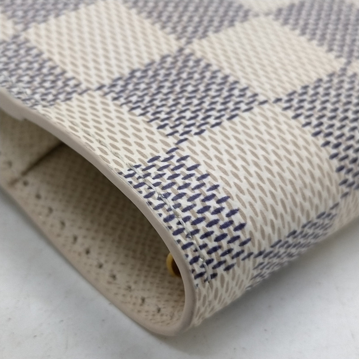 Louis Vuitton Damier Azur Ring Agenda Cover — Personalized — original detail