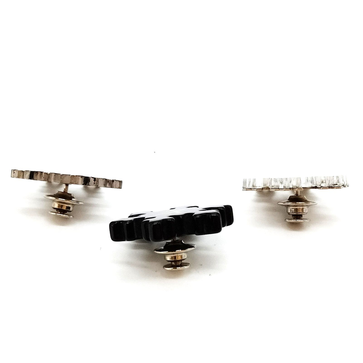 Louis Vuitton LV Snowflake Pin Set — Three Pieces — original detail