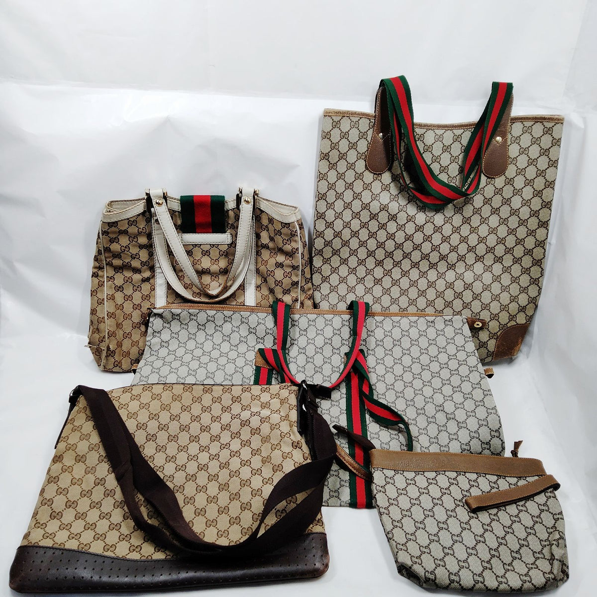 Original five-item purchase-lot photograph; this listing includes the named item only
