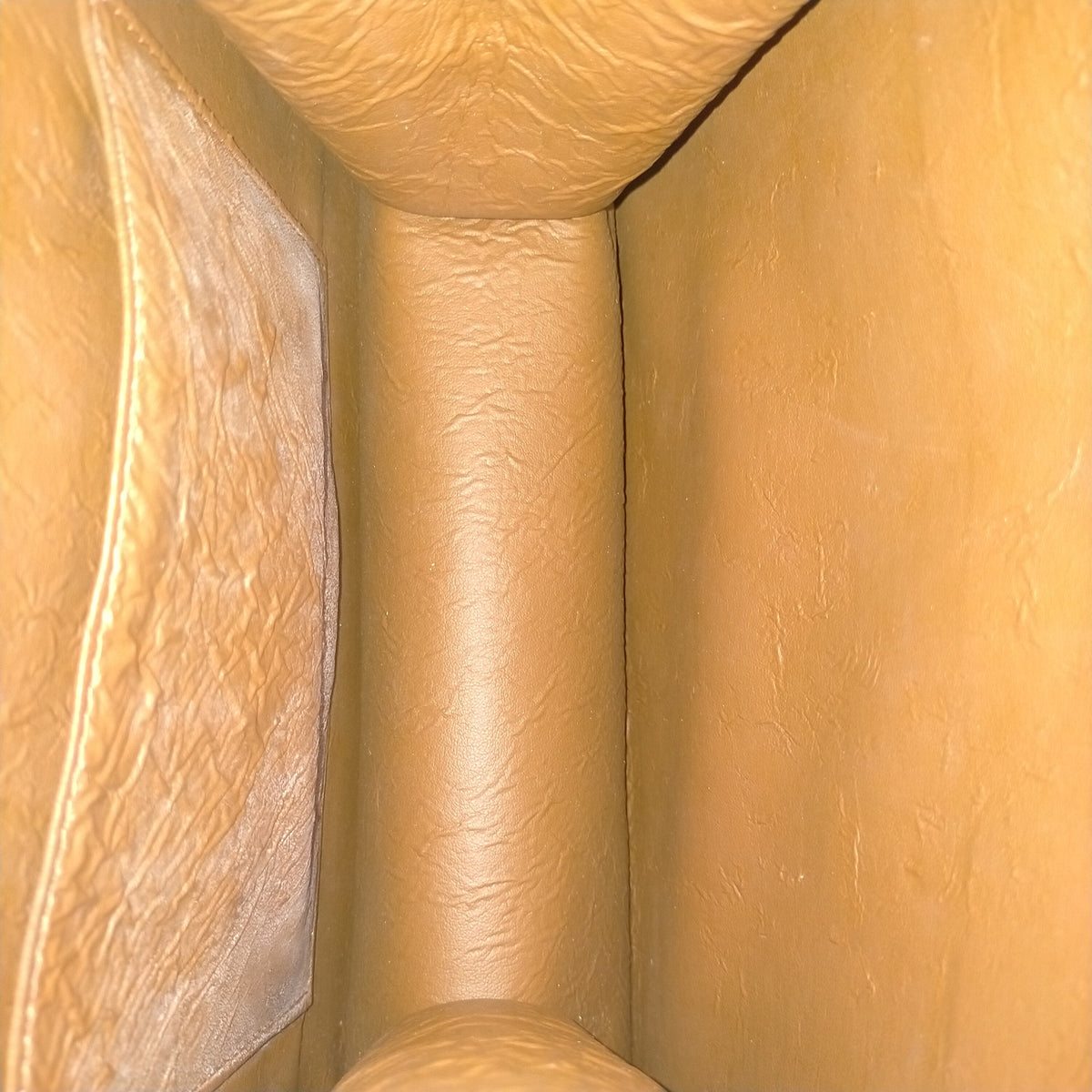 Louis Vuitton Bronze Vernis Forsyth Handbag — detail 7