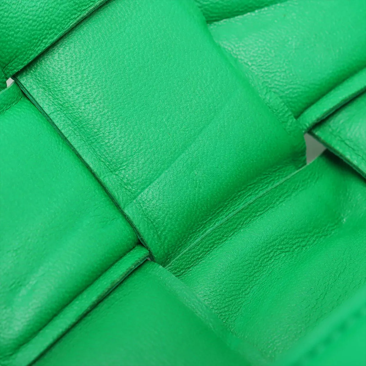 Bottega Veneta Maxi Intrecciato Candy Padded Cassette Shoulder Bag Green
