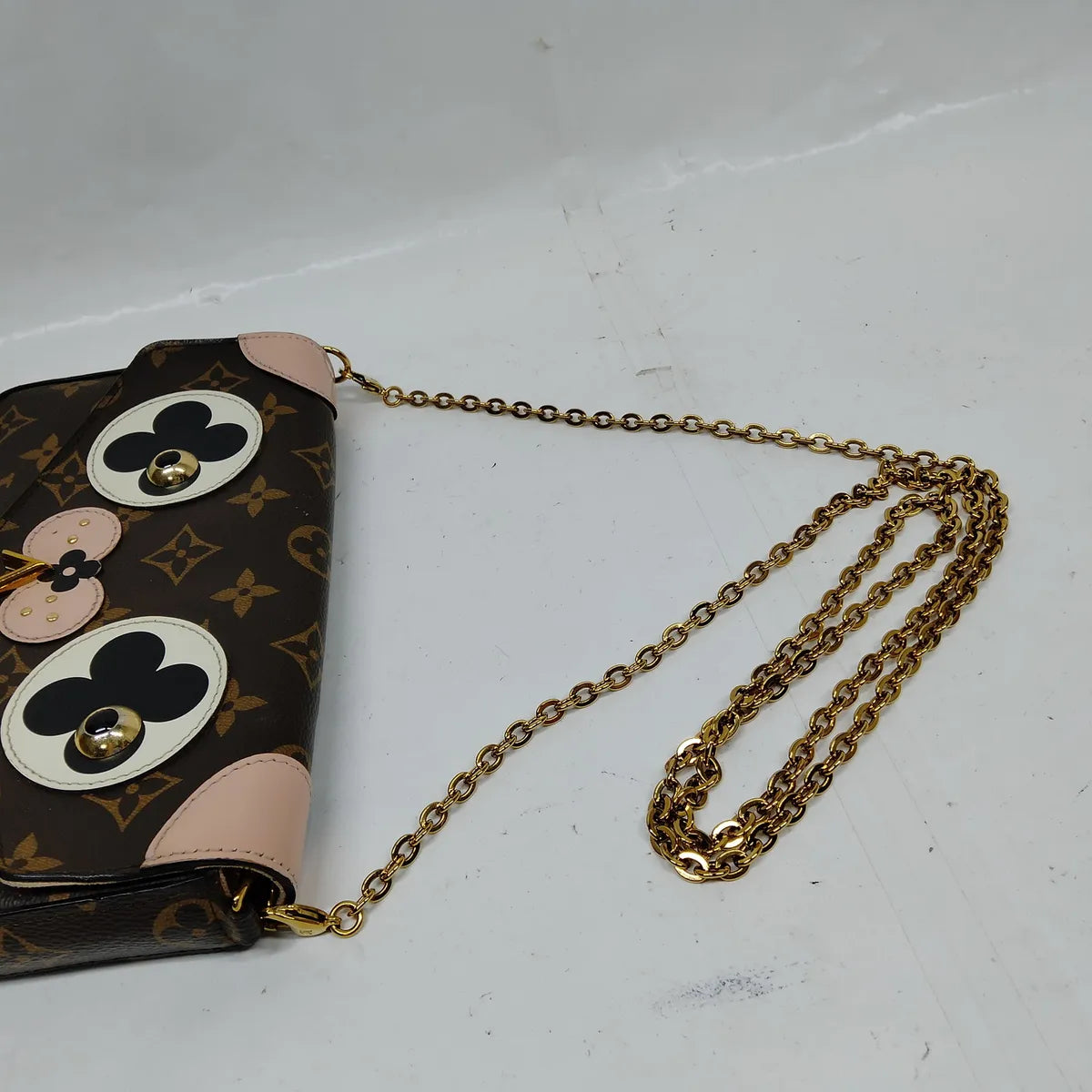 Louis Vuitton Monogram Limited Edition Valentine Dog Felicie Shoulder Bag