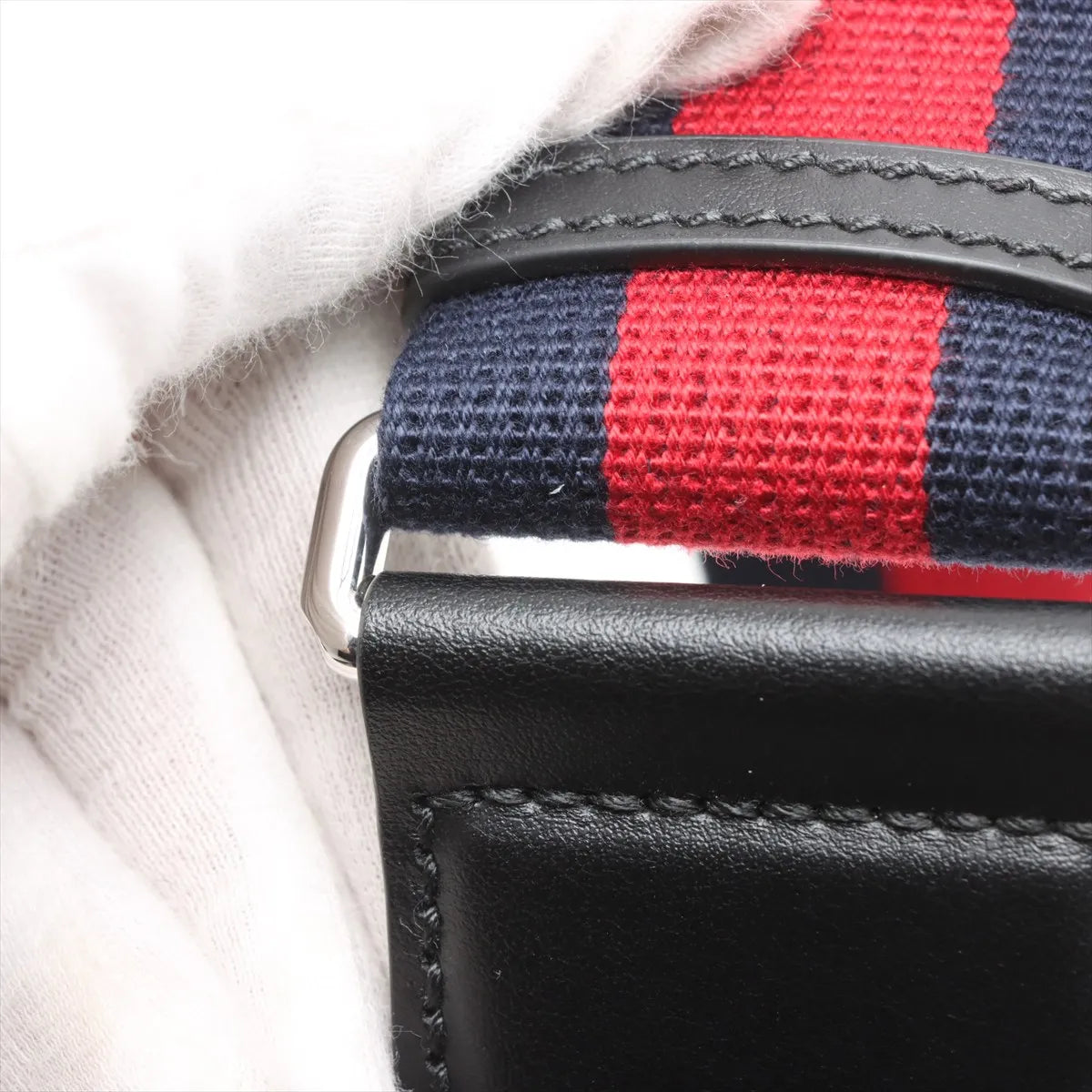 Gucci GG Supreme Leather Shoulder Bag Black