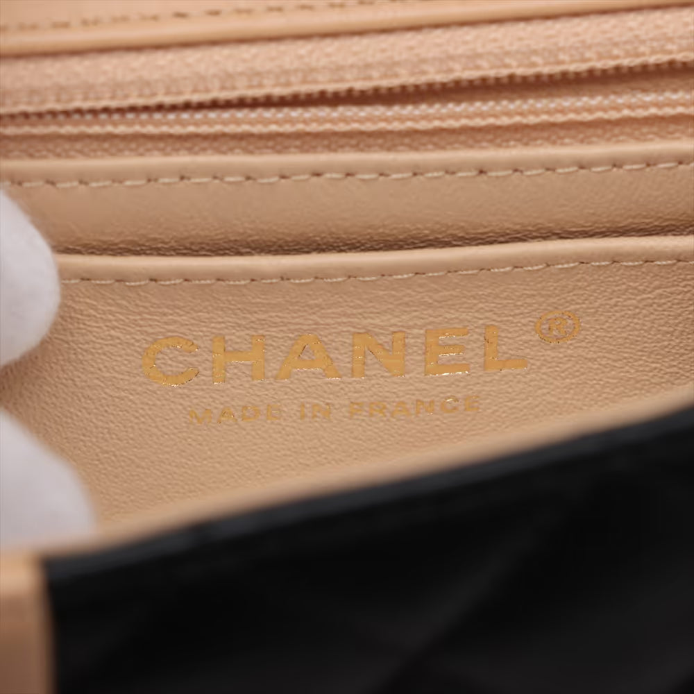 Chanel CC Logo Mini Matelasse 20 Lambskin Single Flap Single Chain Bag Beige