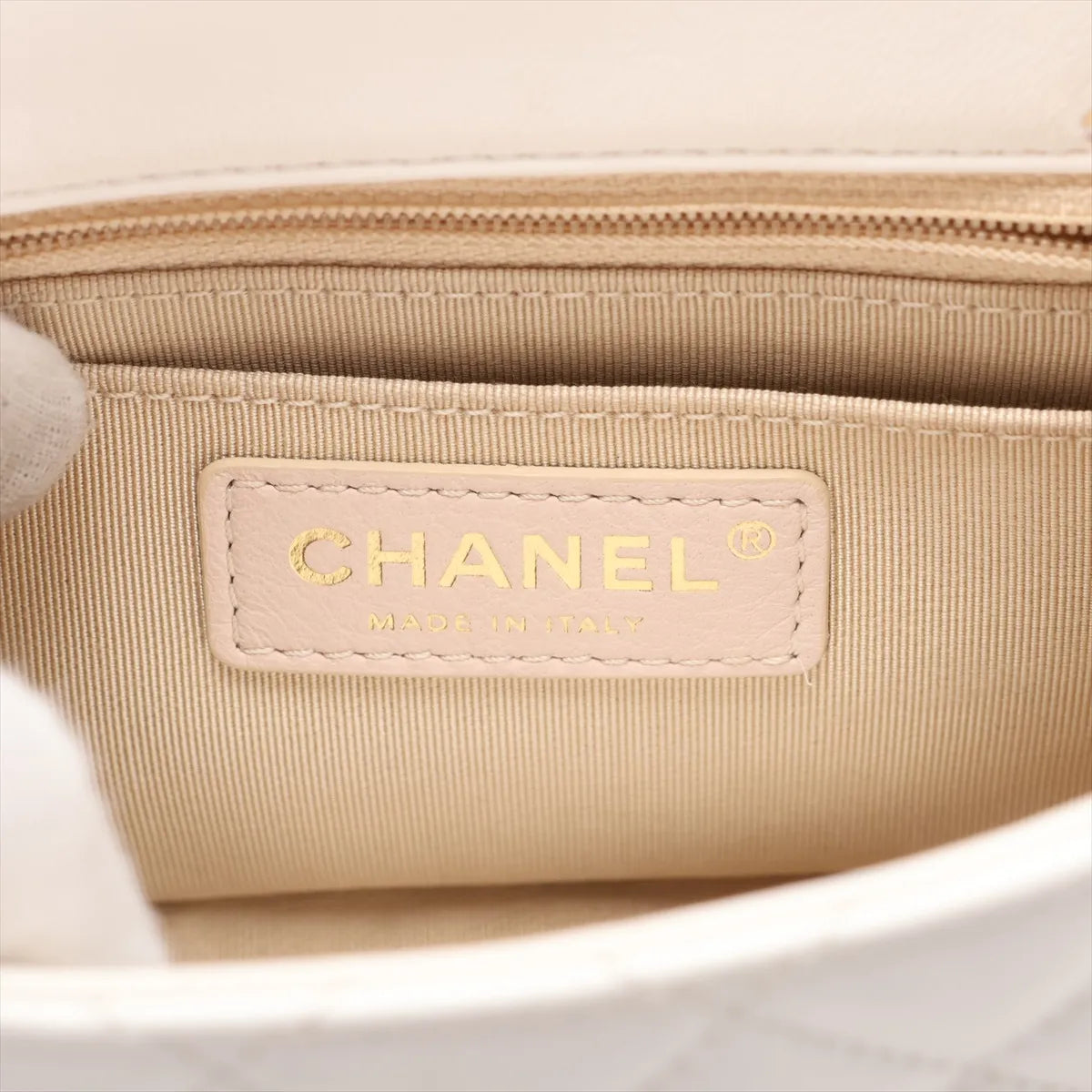 Chanel CC Logo Matelasse Lambskin Single Flap Single Chain Bag White