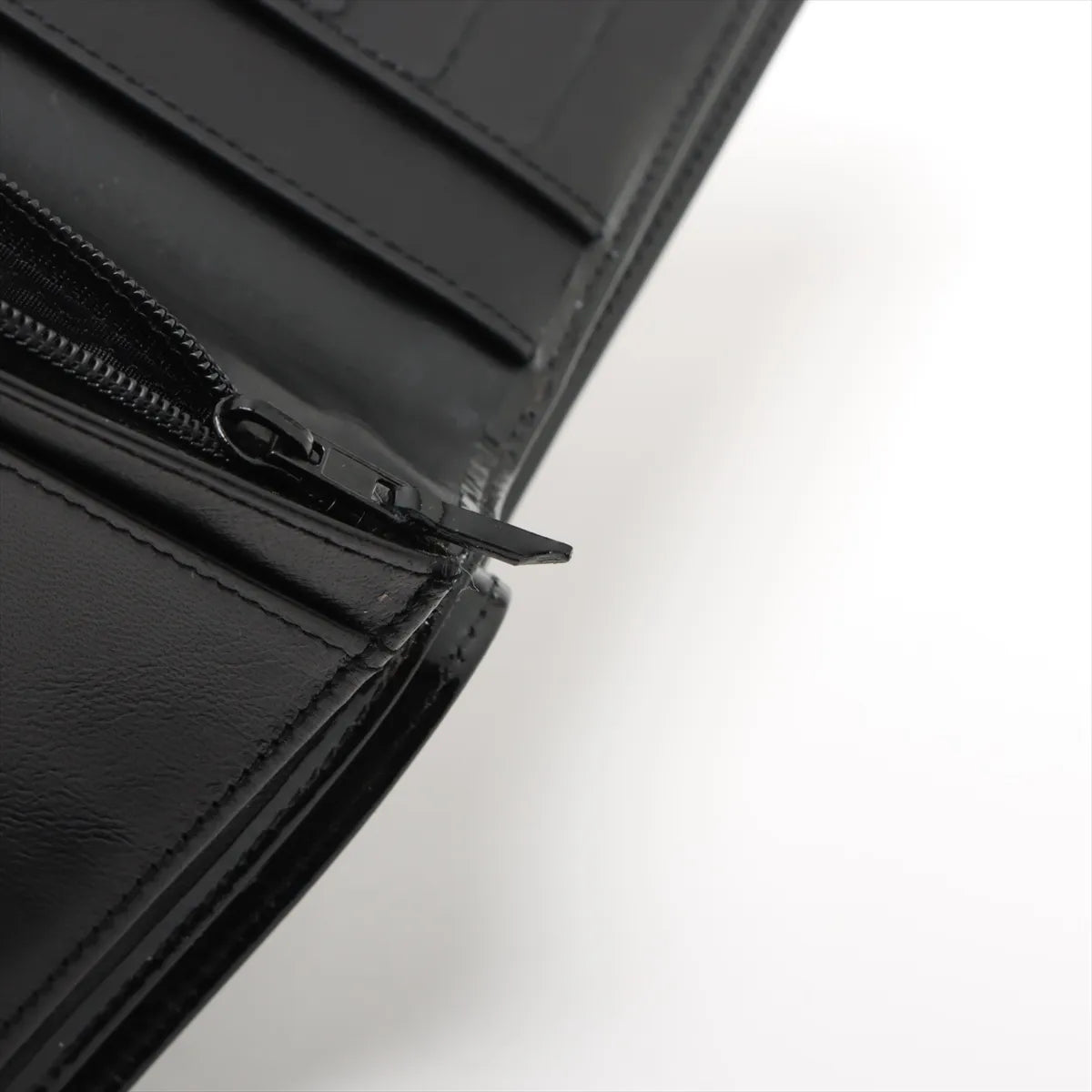 Chanel CC Logo Patent Leather Long Wallet Black