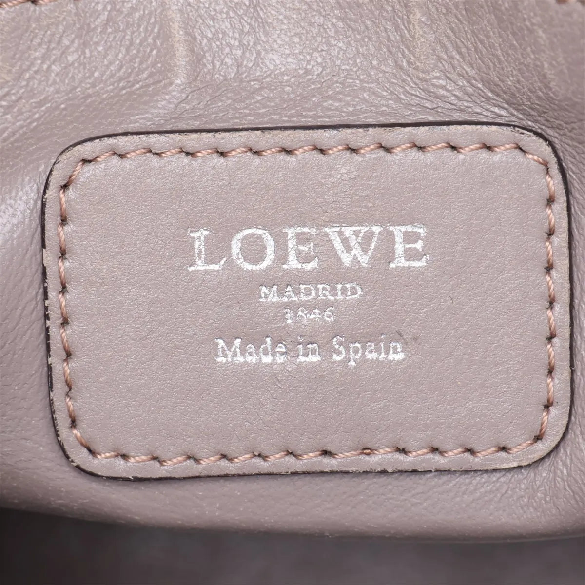 Loewe Amazona 28 Leather Handbag Beige