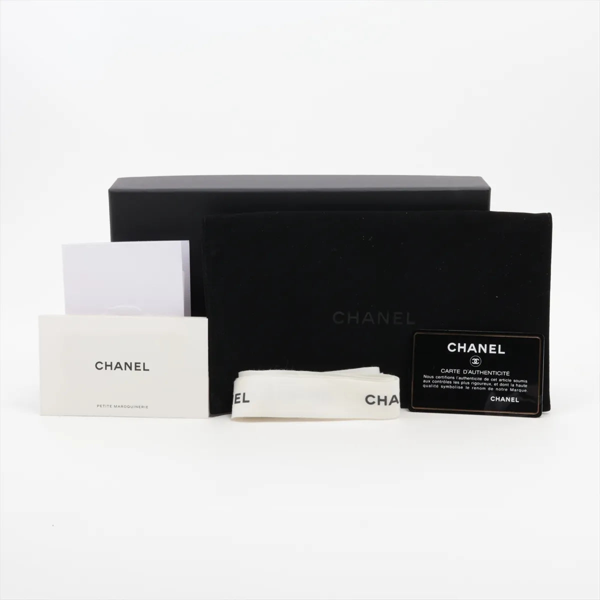 Chanel CC Logo Matelasse Caviar Skin Zippy Wallet Black