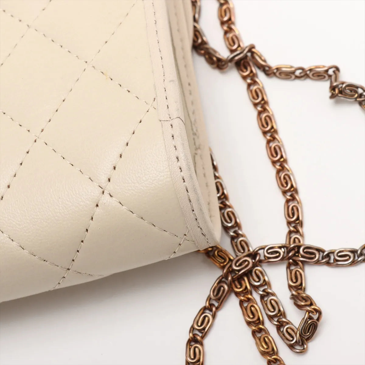 Chanel CC Logo Matelasse Lambskin Chain Shoulder Bag Beige