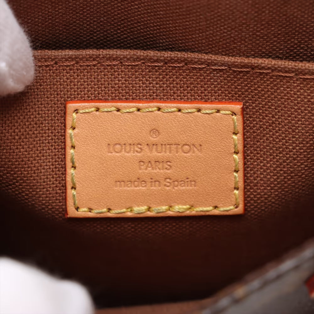 Louis Vuitton Monogram Petit Sac Plat
