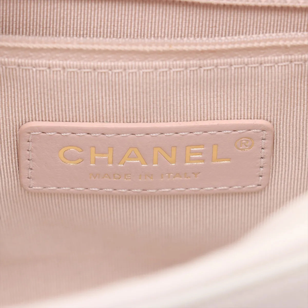 Chanel CC Logo Matelasse Caviar Skin Chain Shoulder Bag White