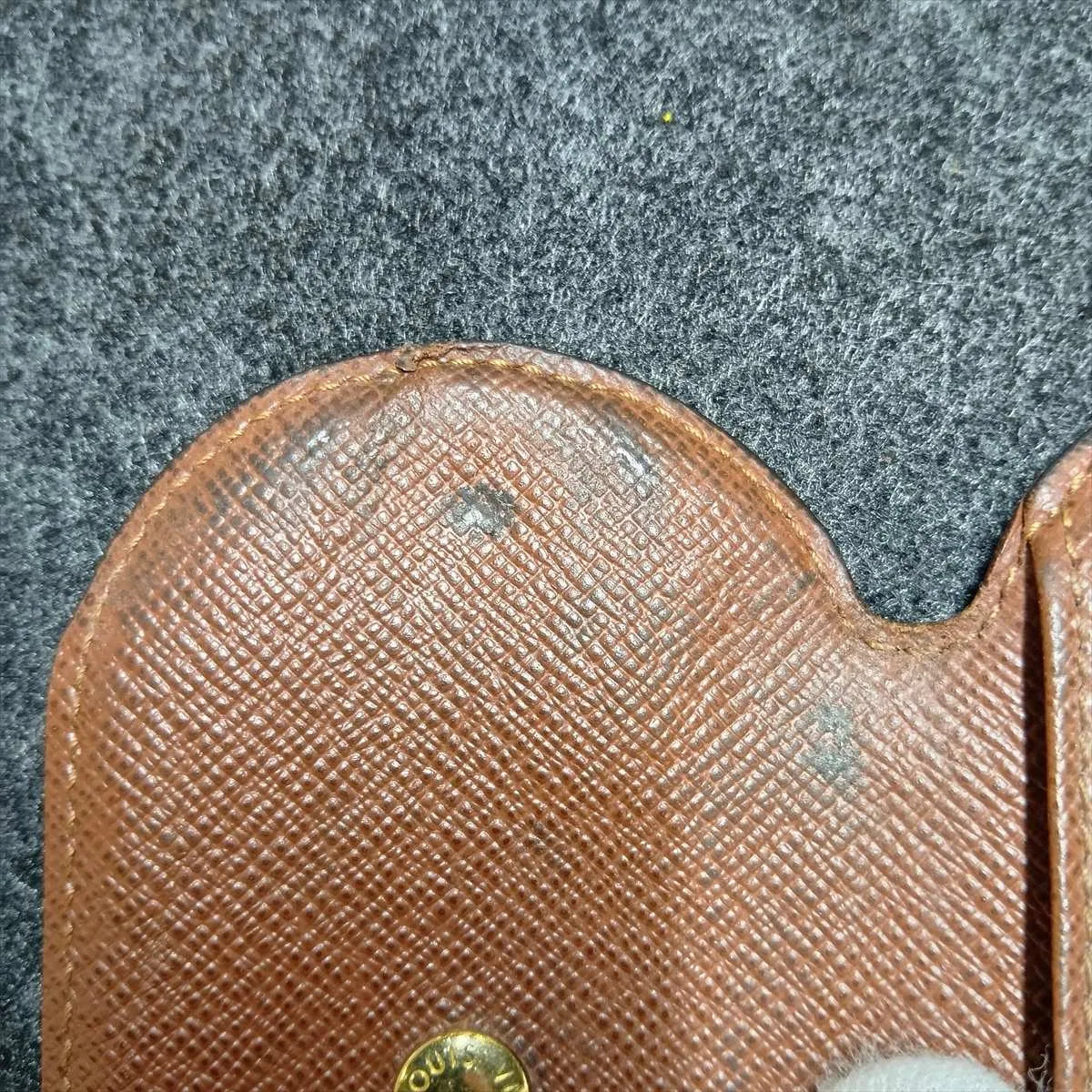 Louis Vuitton Monogram Multicles Key Case