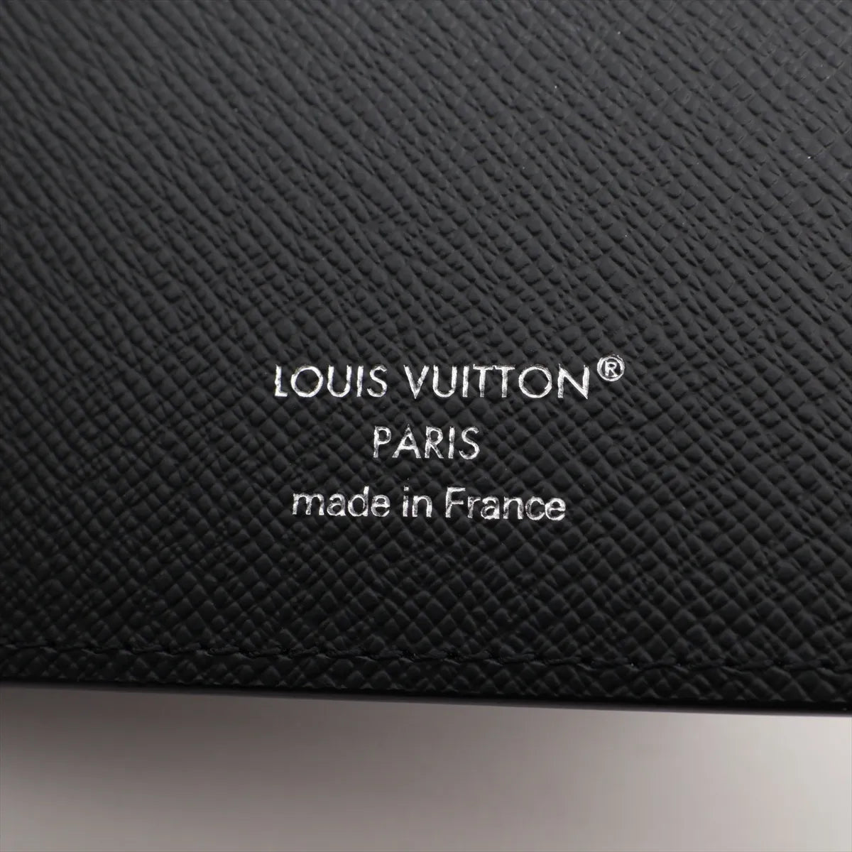 Louis Vuitton Taiga Brazza Long Wallet Black
