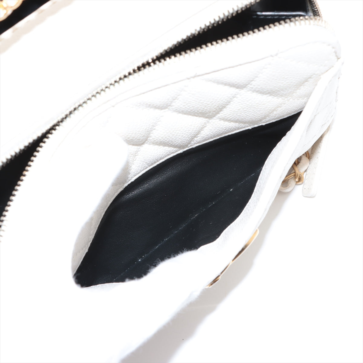 Chanel CC Logo Matelasse Caviar Skin Two-Way Camera Bag White * PREORDER *