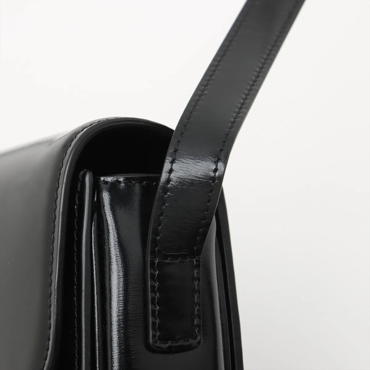 High Quality Celine Triomphe Teen Leather Shoulder Bag Black