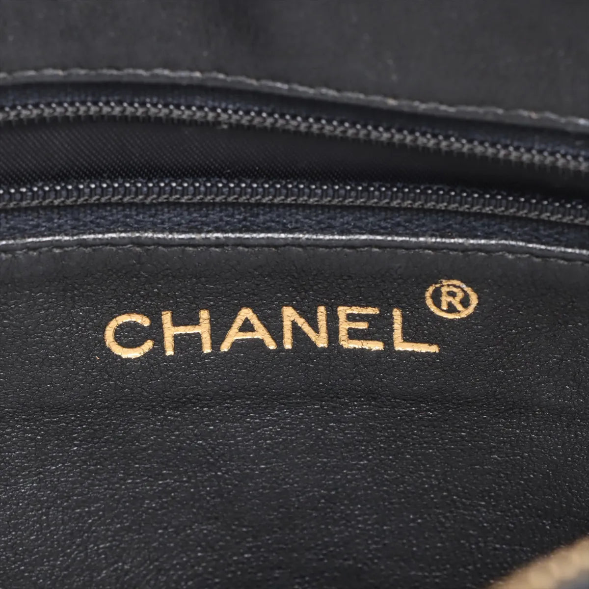 Chanel CC Logo Matelasse Patent Leather Chain Shoulder Bag