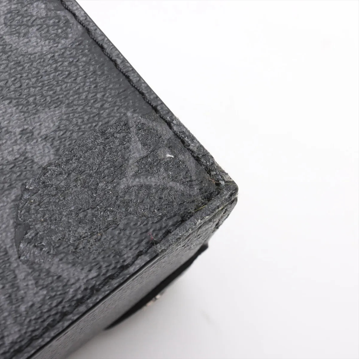 Louis Vuitton Monogram Eclipse Steamer Wearable Wallet