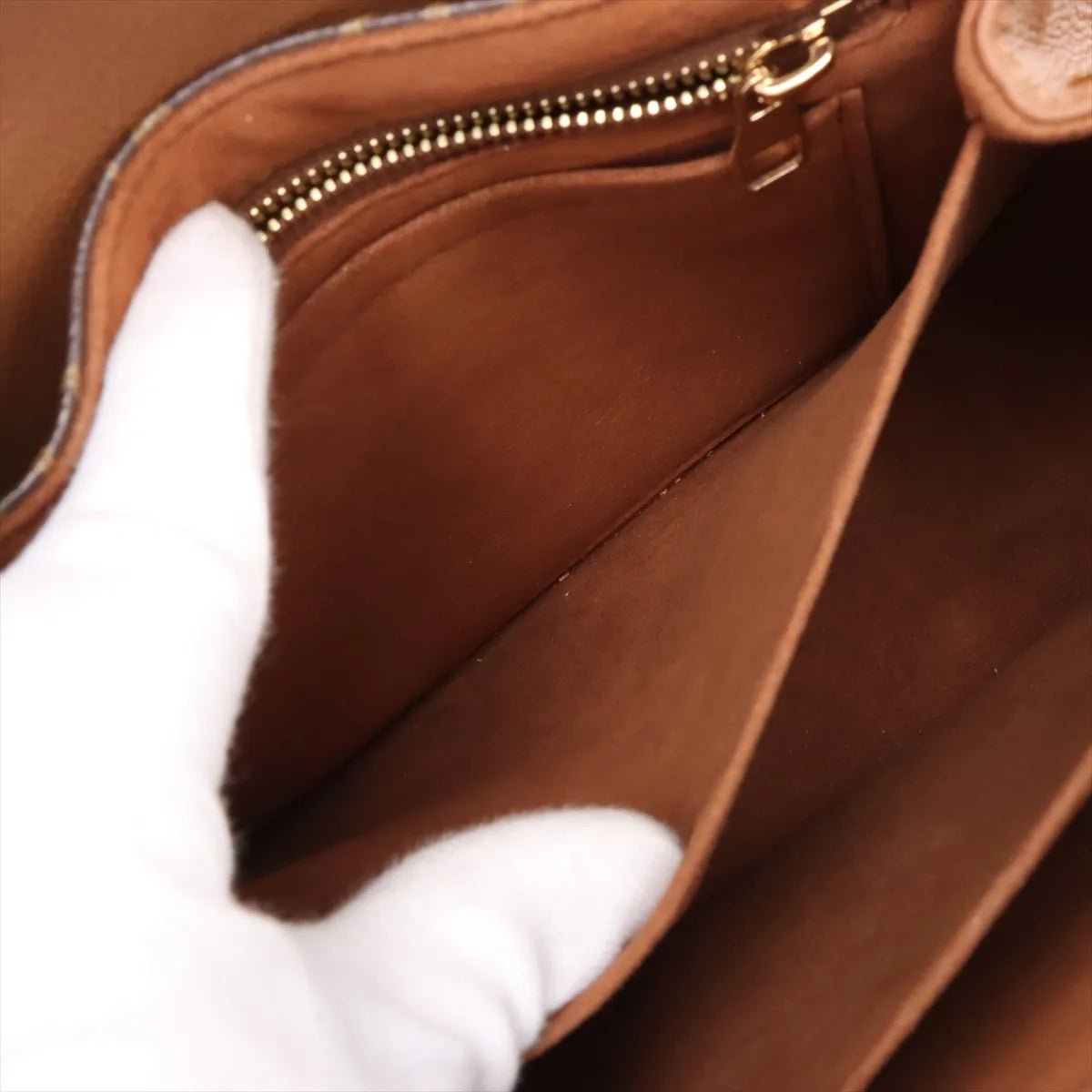 Louis Vuitton Monogram Eden MM Camel