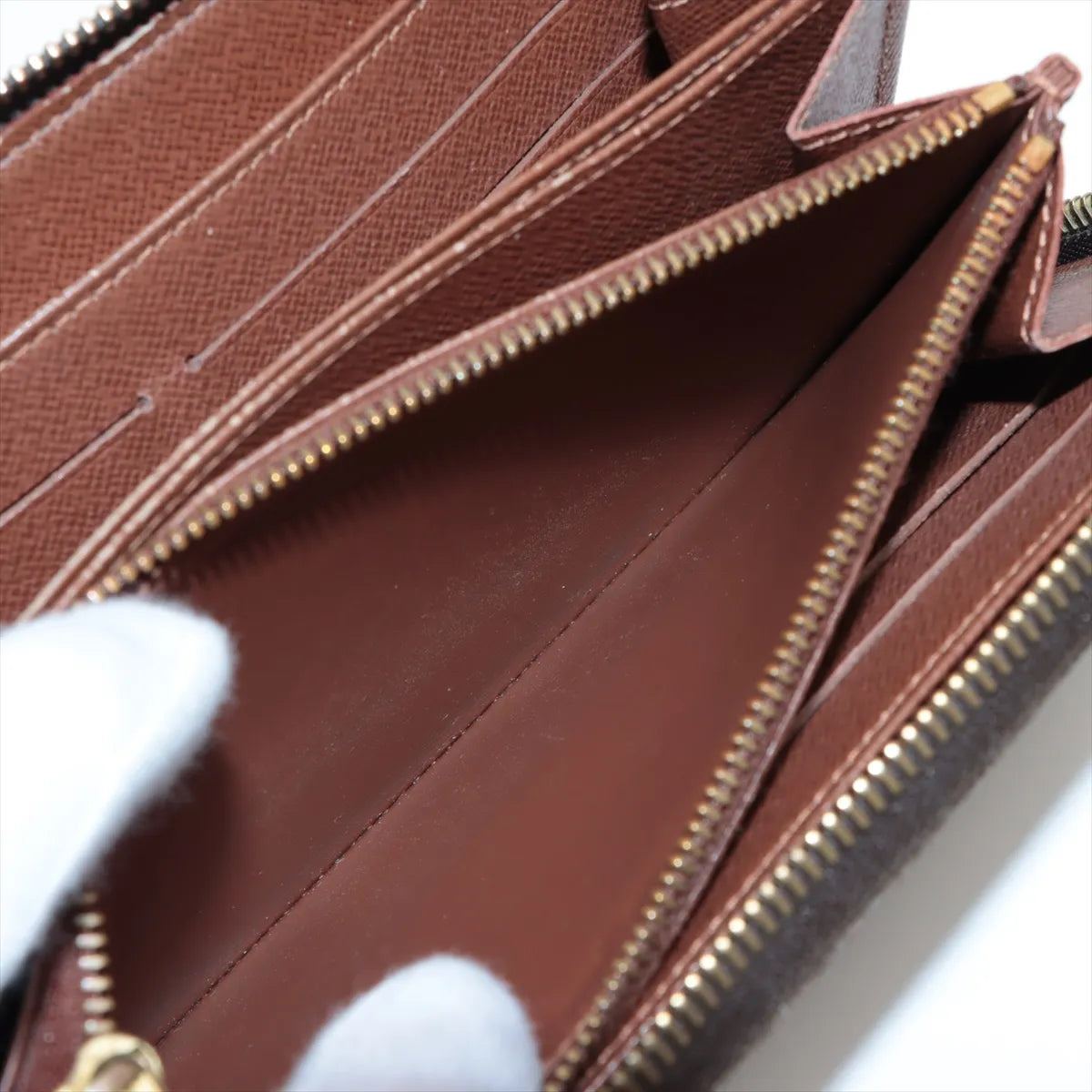 Louis Vuitton Monogram Zippy Wallet