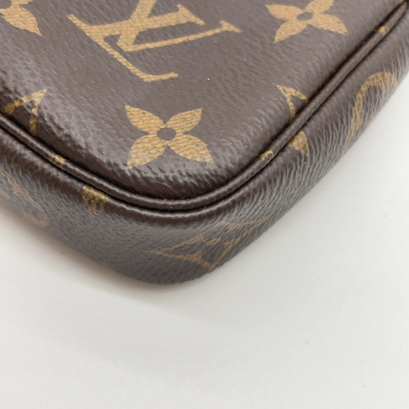 Louis Vuitton Monogram Mini Pochette Accessoires