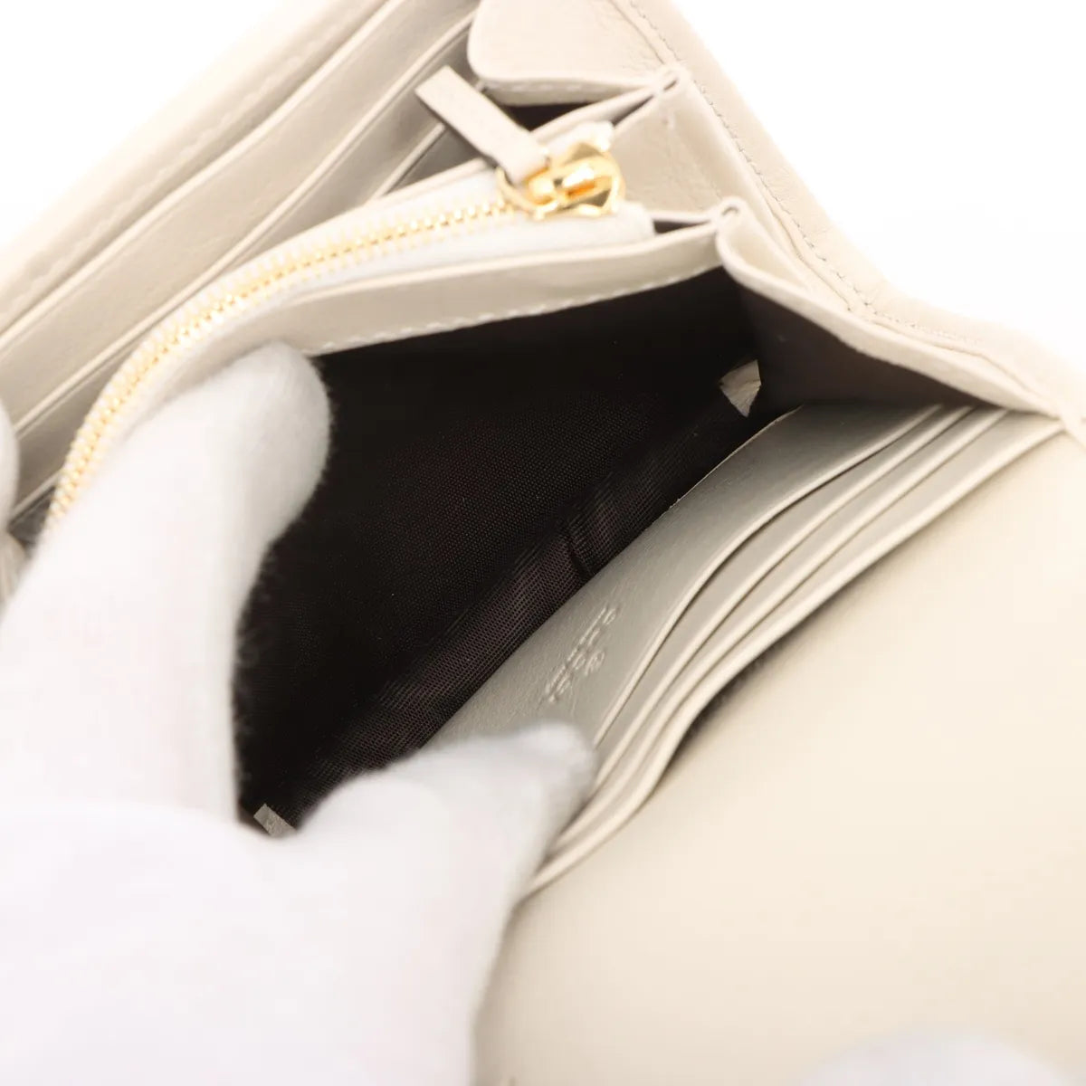 Gucci Blondie Leather Chain Shoulder Bag White