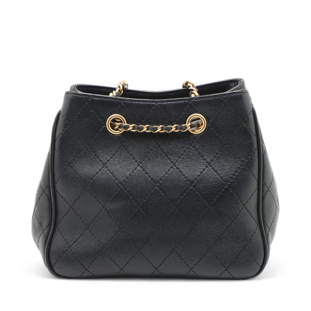 Chanel CC Logo Matelasse Lambskin Chain Shoulder Bag Black