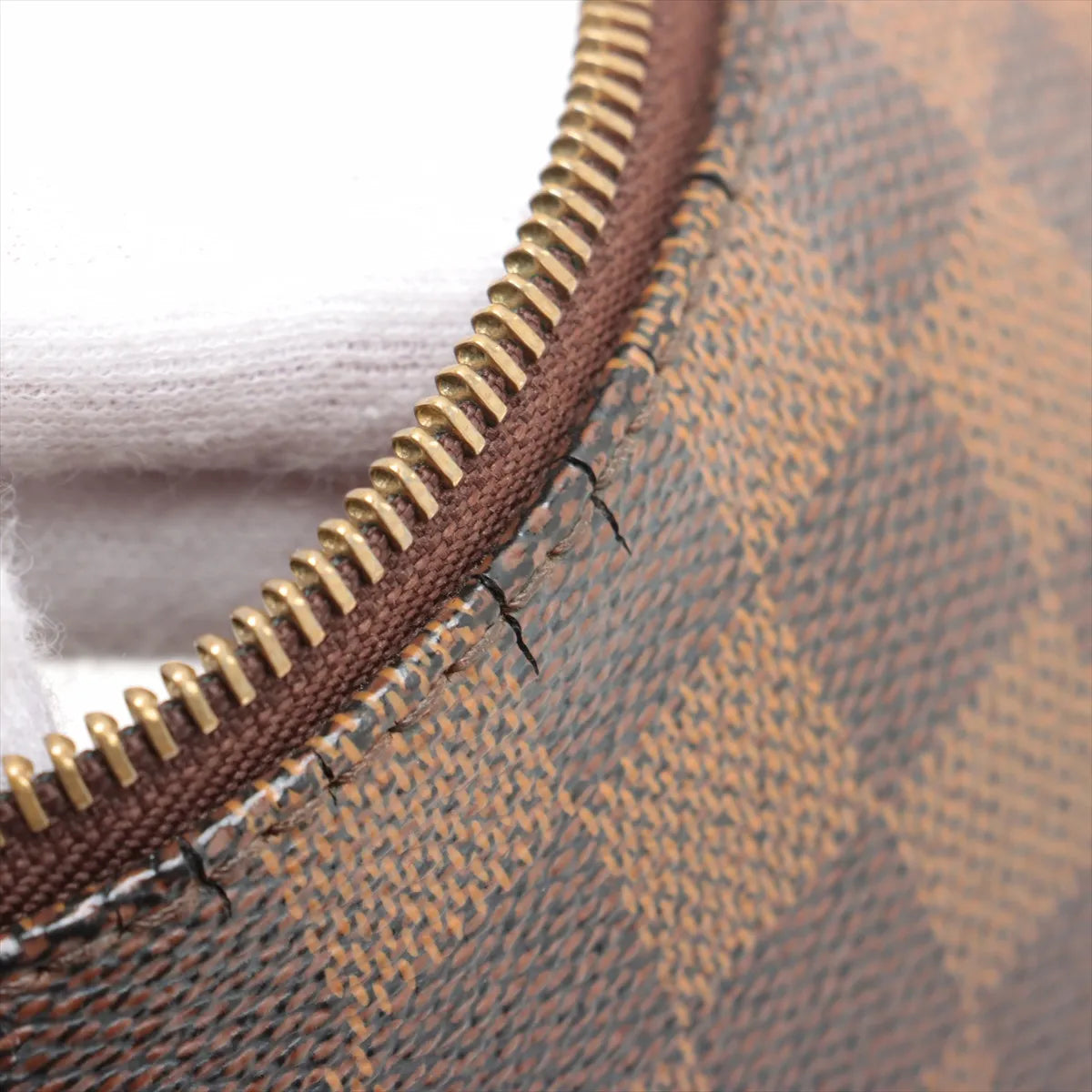 Louis Vuitton Damier Ebene Bloomsbury PM
