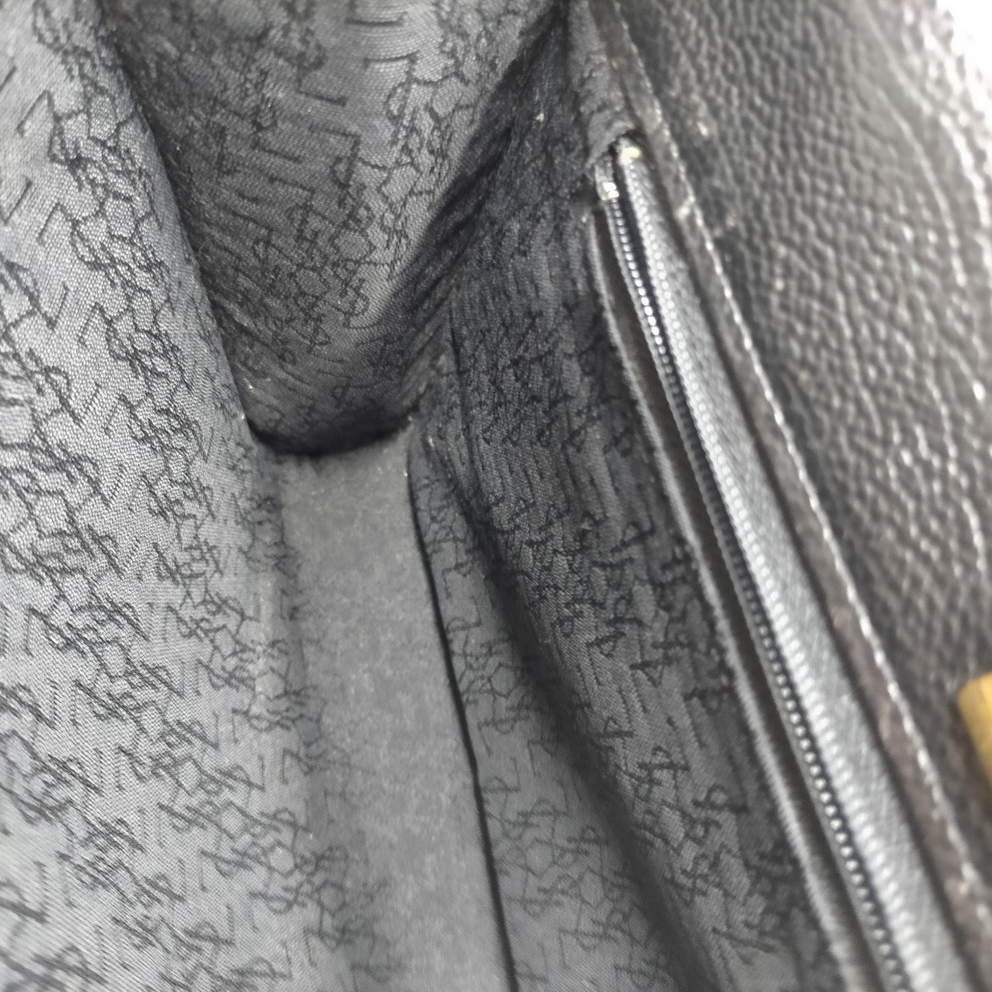 Yves Saint Laurent Leather Clutch Bag Black