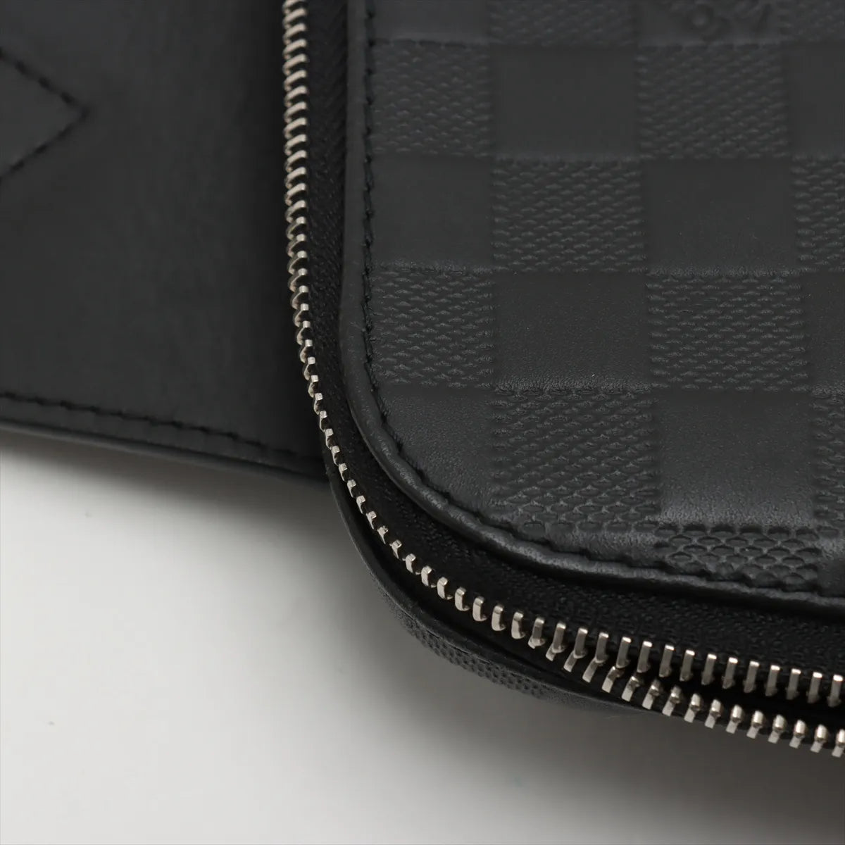 Louis Vuitton Damier Infini Avenue Sling Bag Black