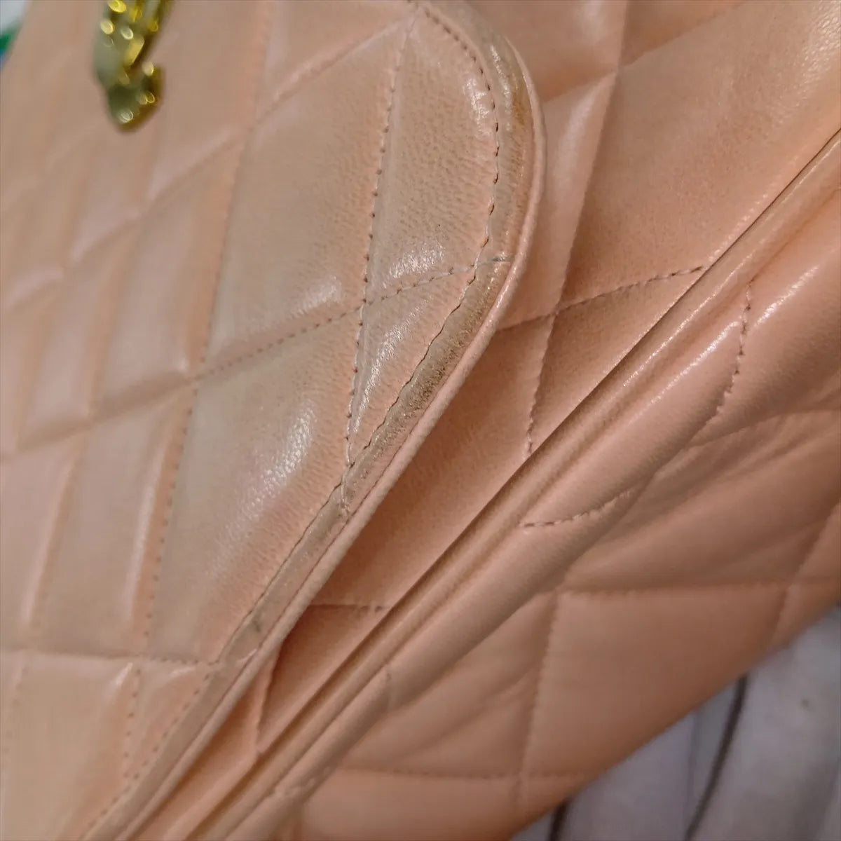 Chanel CC Logo Matelasse Lambskin Single Flap Single Chain Bag Pink