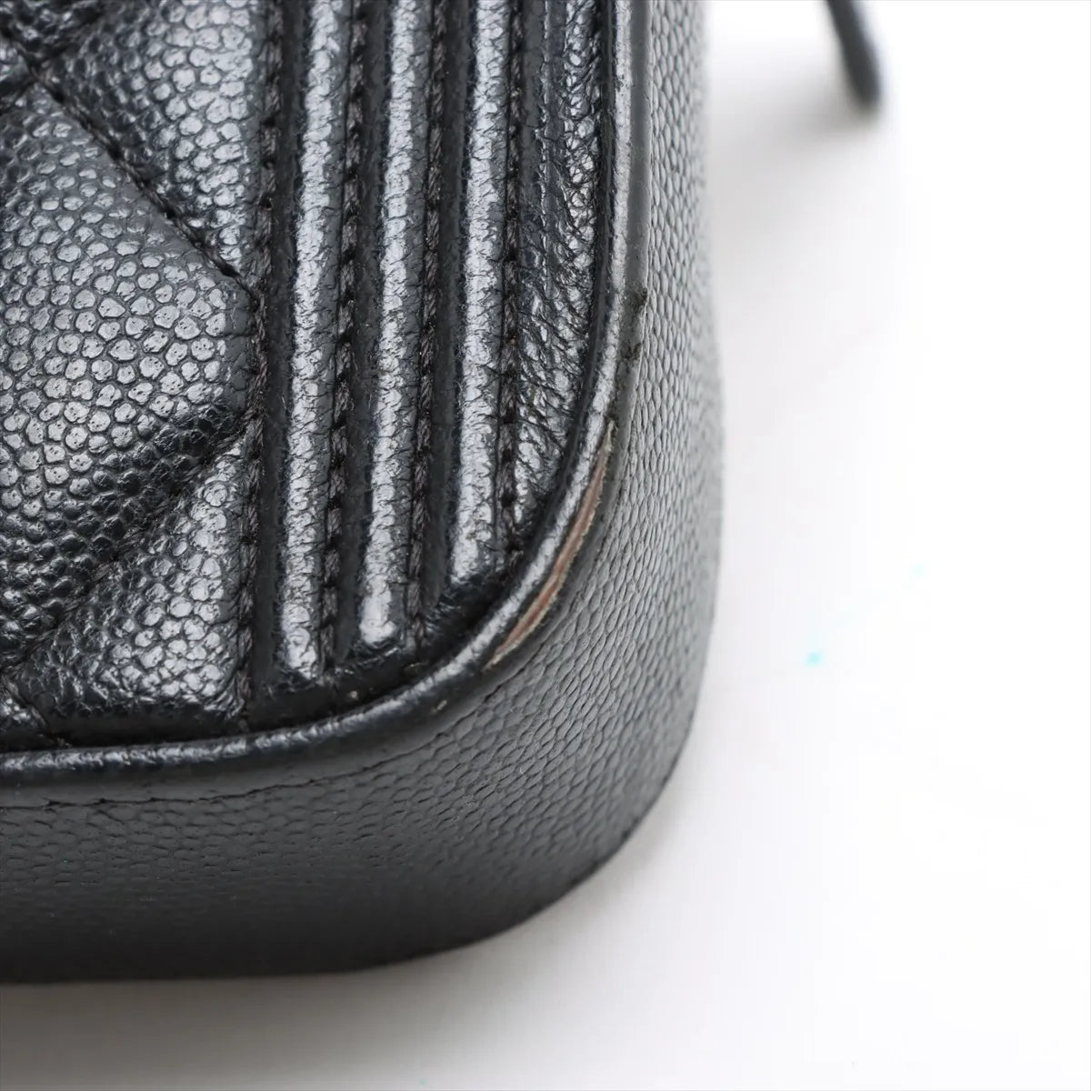 Chanel Boy CC Logo Caviar Skin Chain Zippy Two-Way Wallet Black