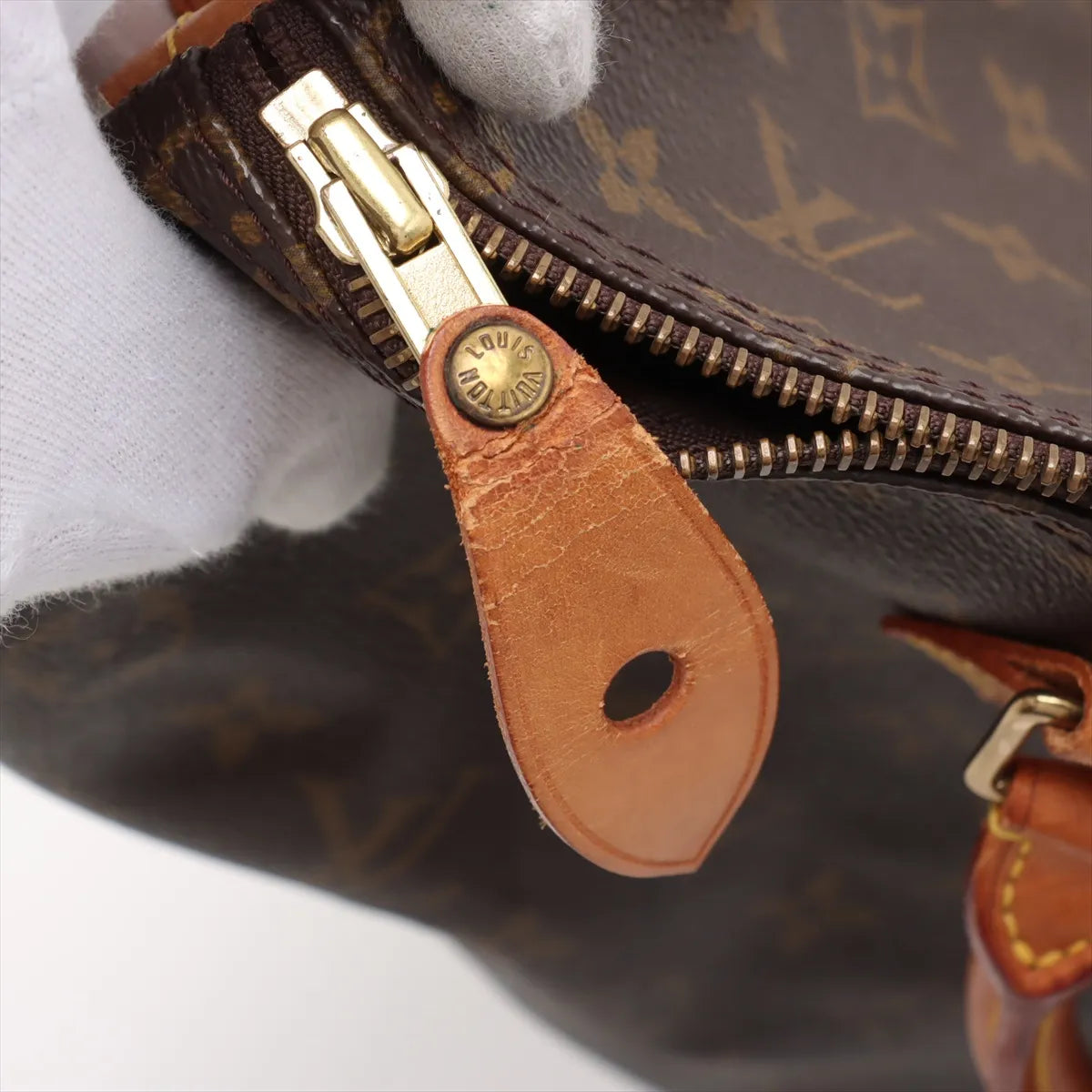 Louis Vuitton Monogram Speedy 35