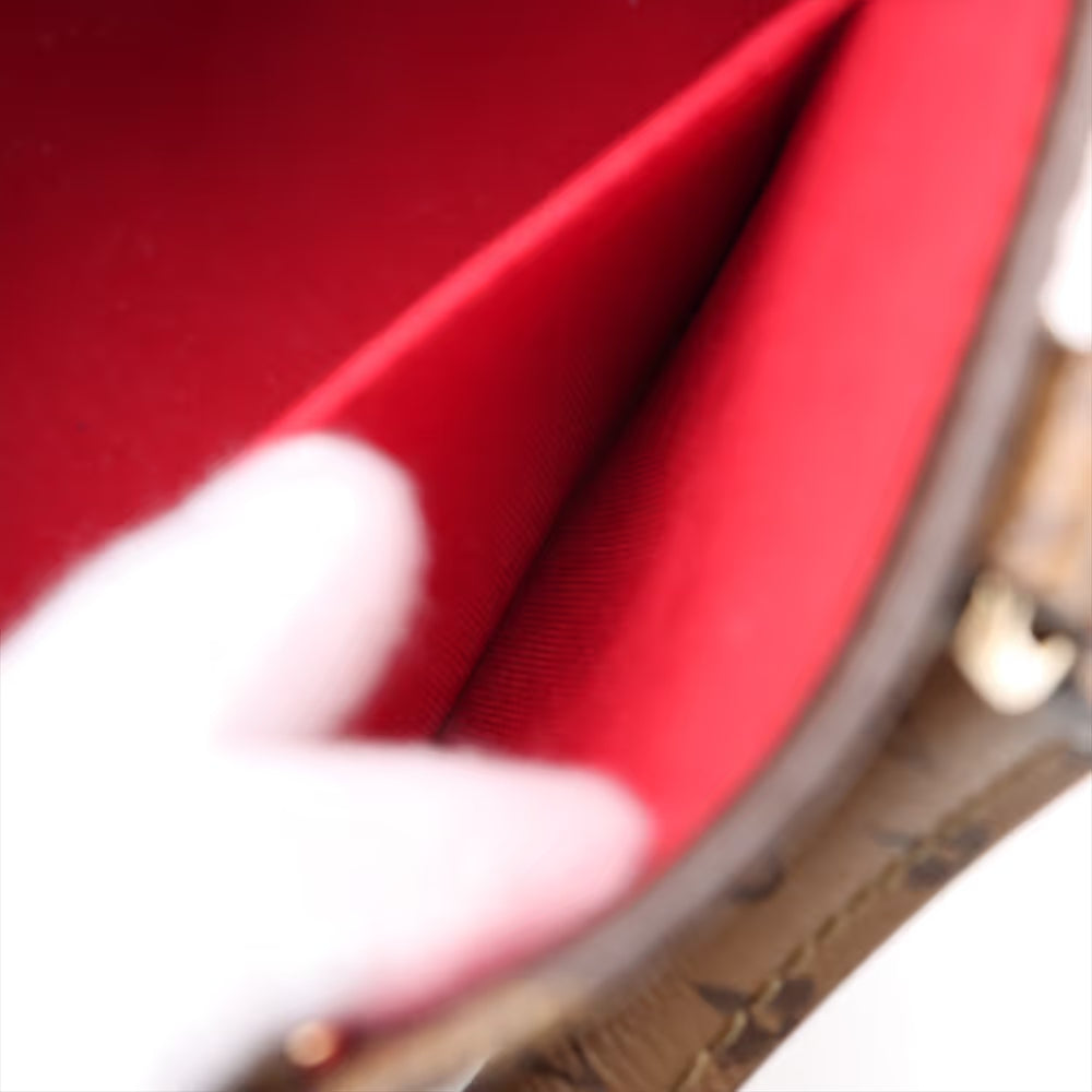 Louis Vuitton Monogram Giant Reverse On the Go PM