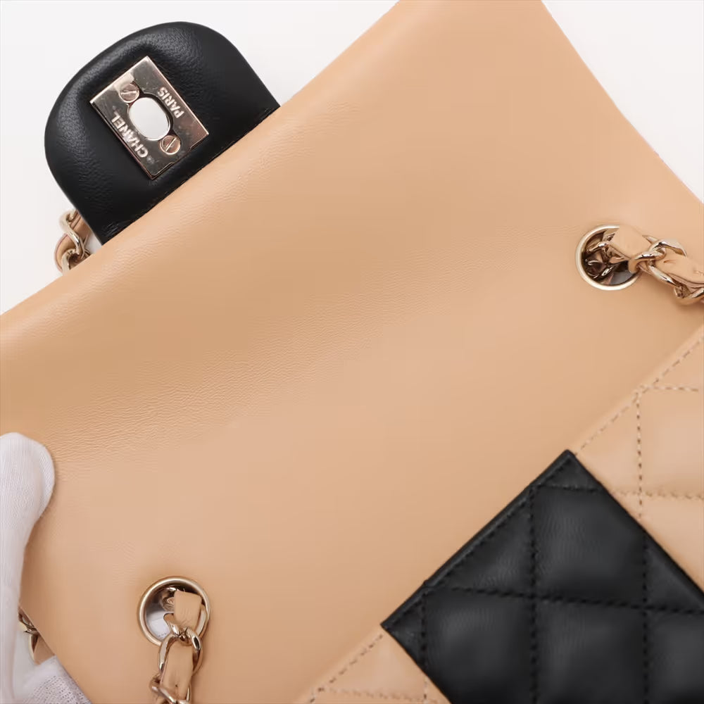 Chanel CC Logo Mini Matelasse 20 Lambskin Single Flap Single Chain Bag Beige