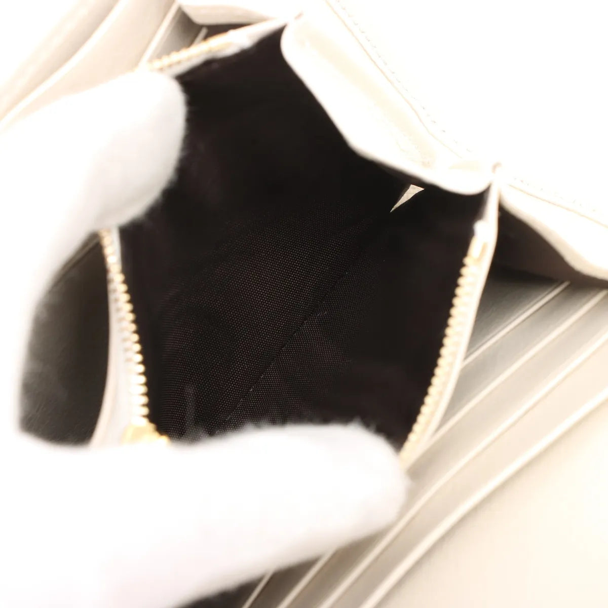 Gucci Blondie Leather Chain Shoulder Bag White