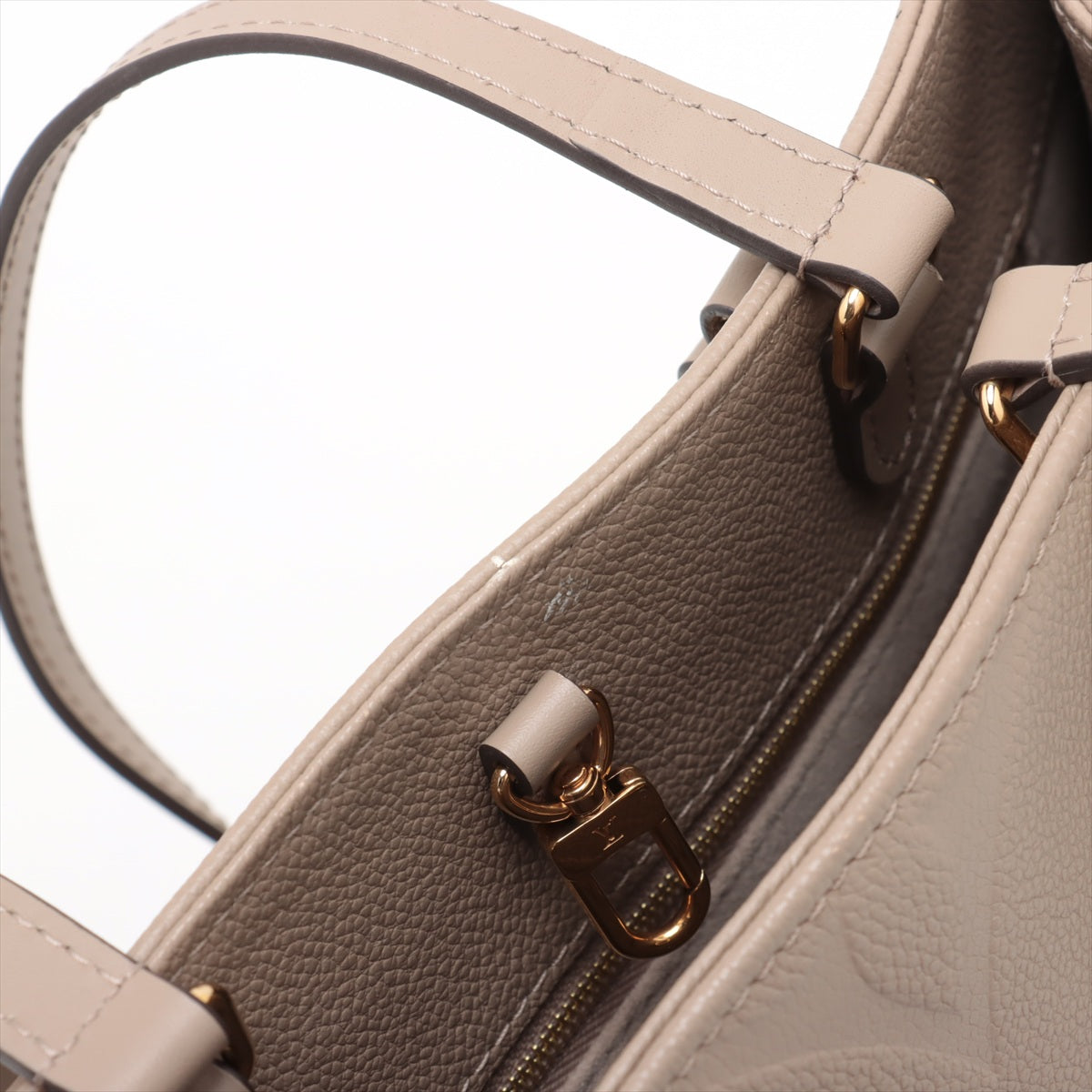 Louis Vuitton Monogram Empreinte On the Go MM Tourterelle