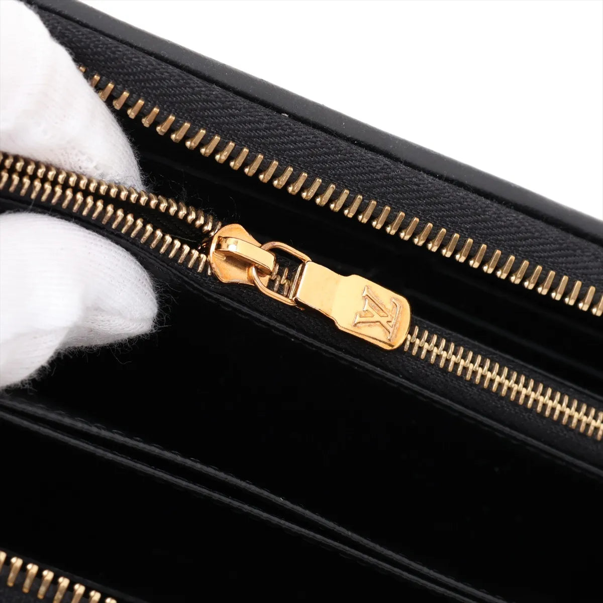 Louis Vuitton By The Pool Zippy Wallet Black x Beige