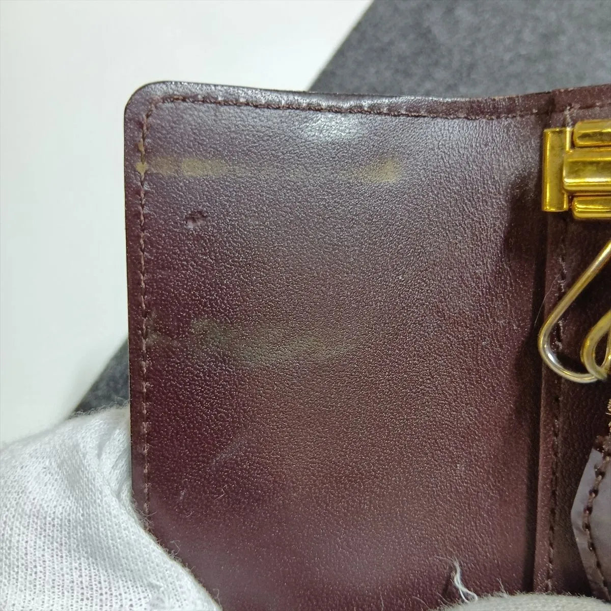 Louis Vuitton Monogram Vernis Key Case Amarante