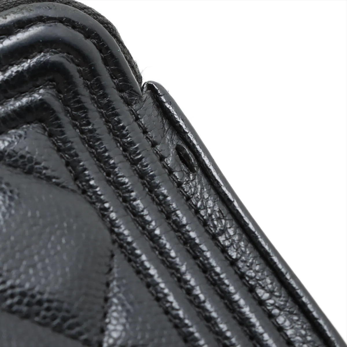 Chanel Boy CC Logo Caviar Skin Chain Zippy Two-Way Wallet Black