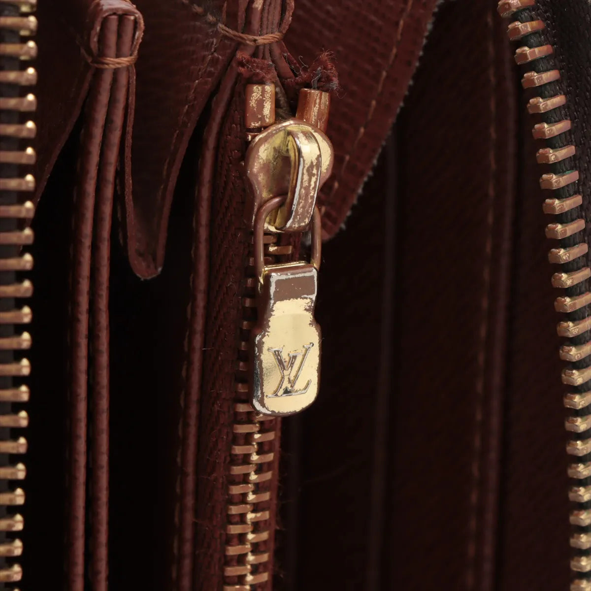 Louis Vuitton Monogram Zippy Wallet