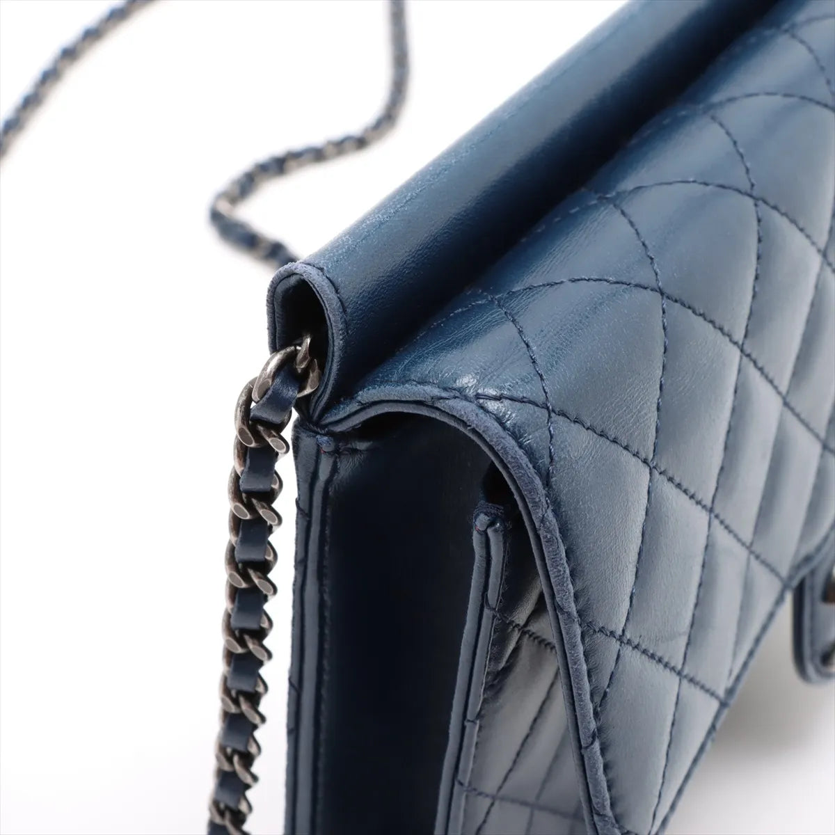 Chanel CC Logo Matelasse Lambskin Chain Shoulder Bag Navy Blue