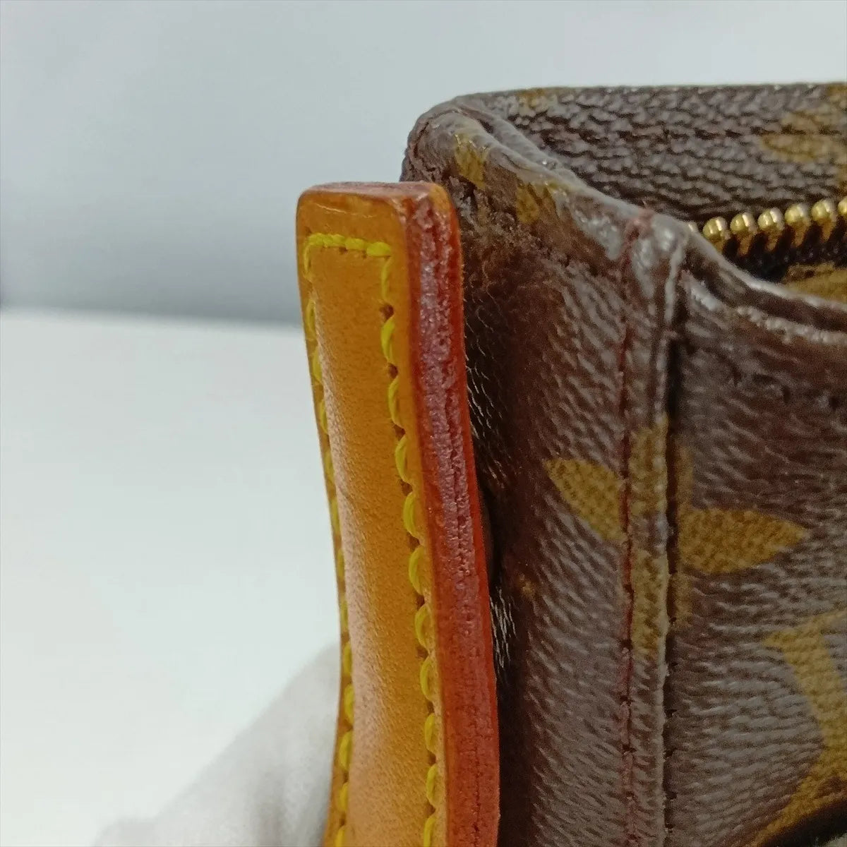 Louis Vuitton Monogram Looping GM