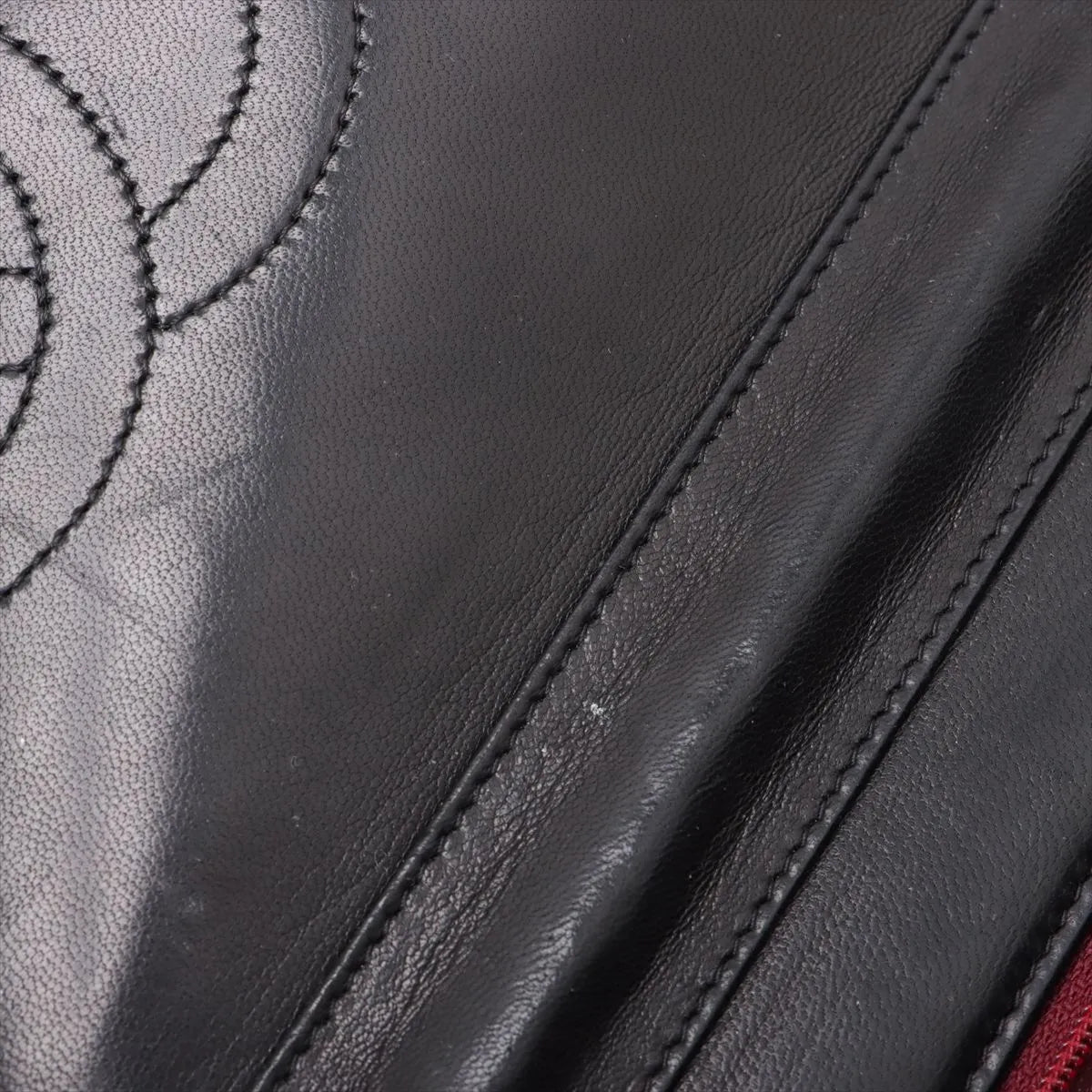 Chanel CC Logo Matelassé Lambskin Chain Shoulder Bag Black