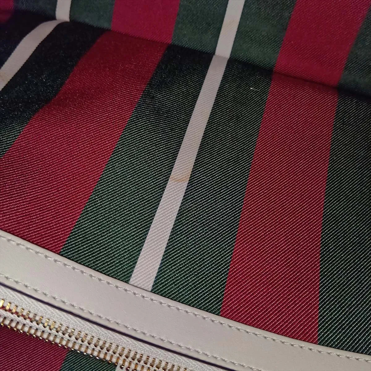 Gucci GG Logo Leather Tote Bag Beige